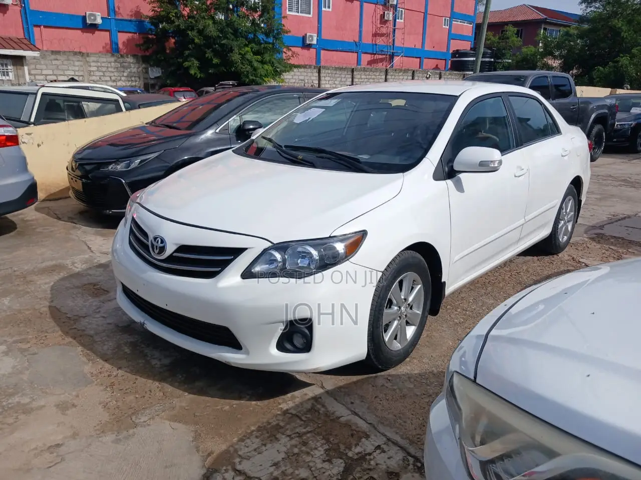 Toyota Corolla Altis 2012 White