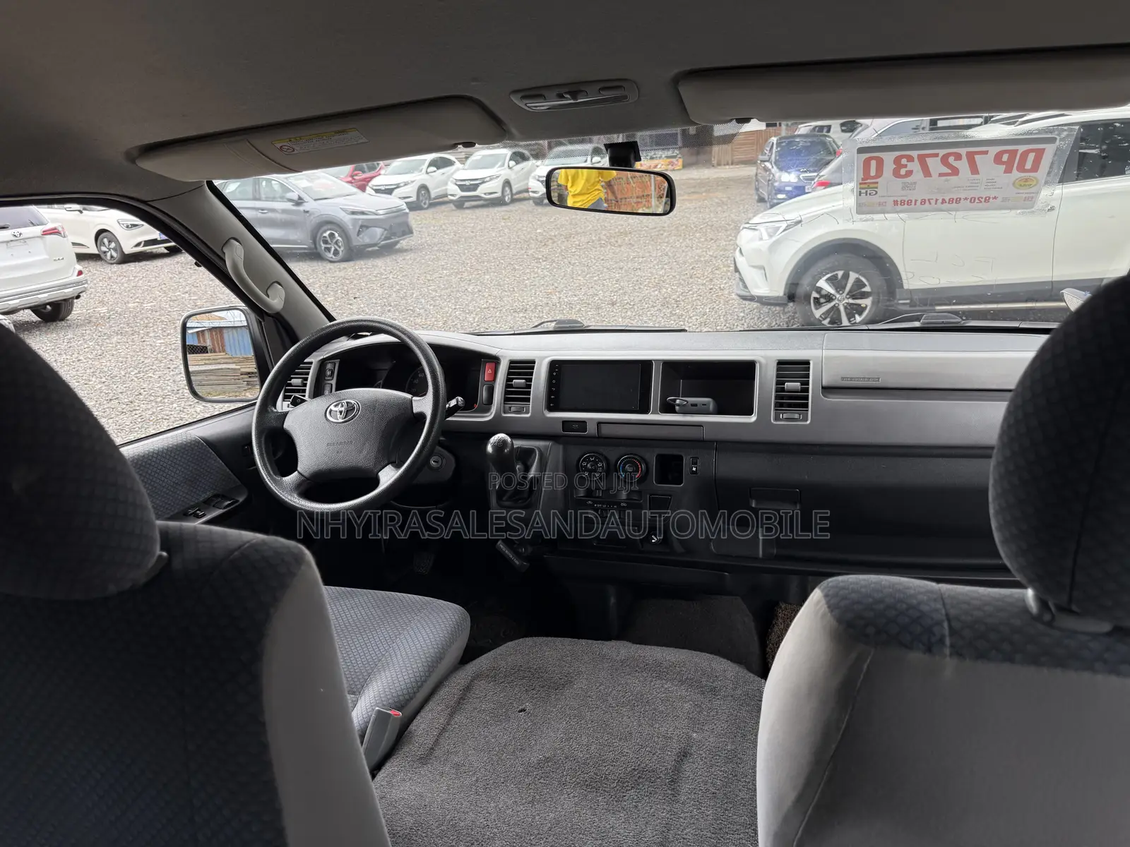 Toyota HiAce 2017 White
