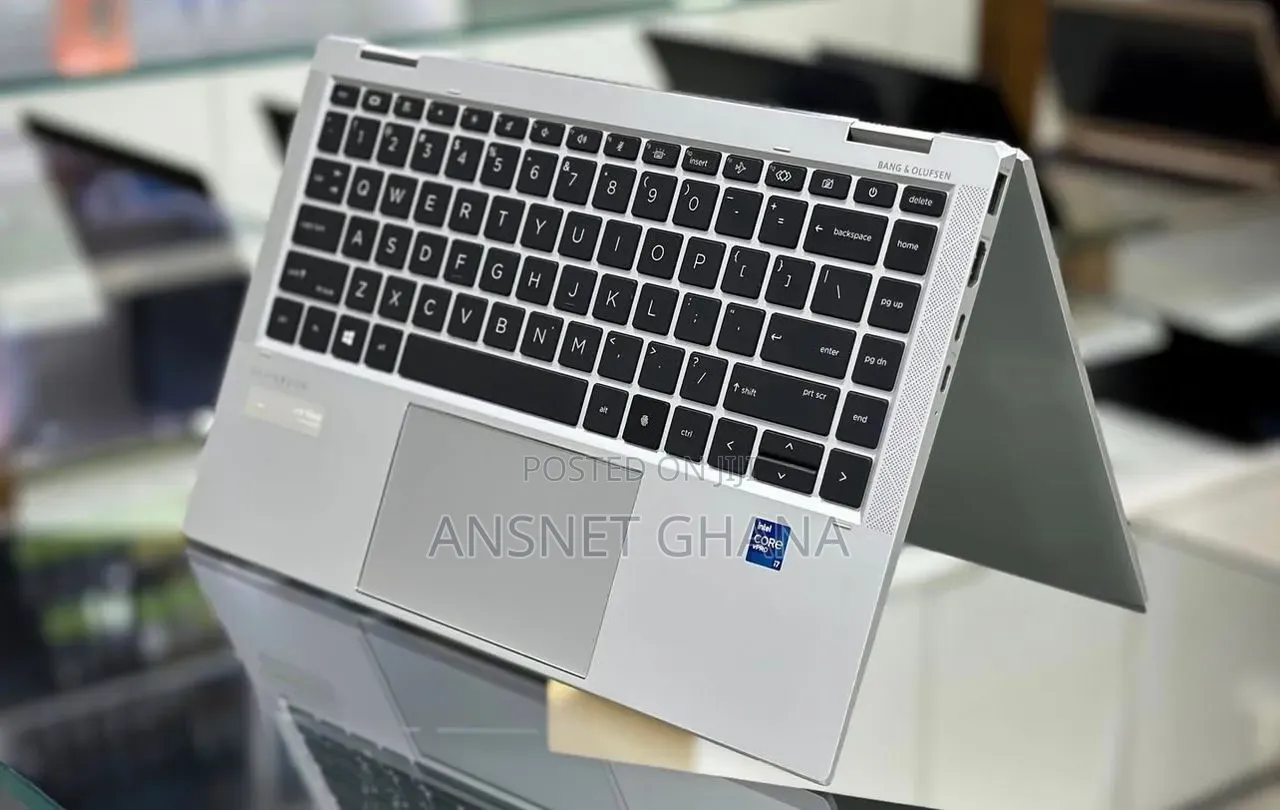New Laptop HP EliteBook 1040 G8 16GB Intel Core i7 SSD 512GB