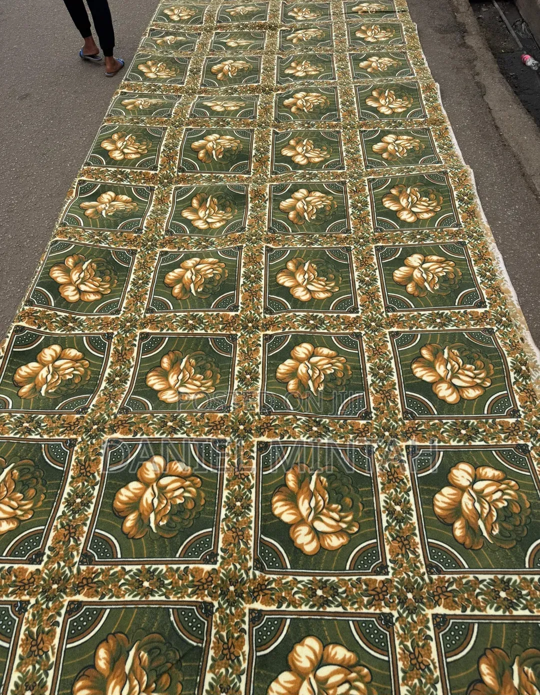 Woolen Carpet