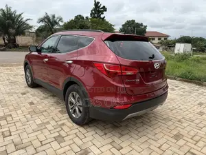 Hyundai Santa Fe 2016 Burgundy