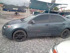 Toyota Corolla L 4dr Sedan (1.8L 4cyl 4A) 2015