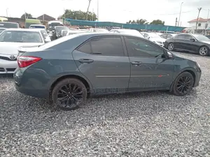 Toyota Corolla L 4dr Sedan (1.8L 4cyl 4A) 2015