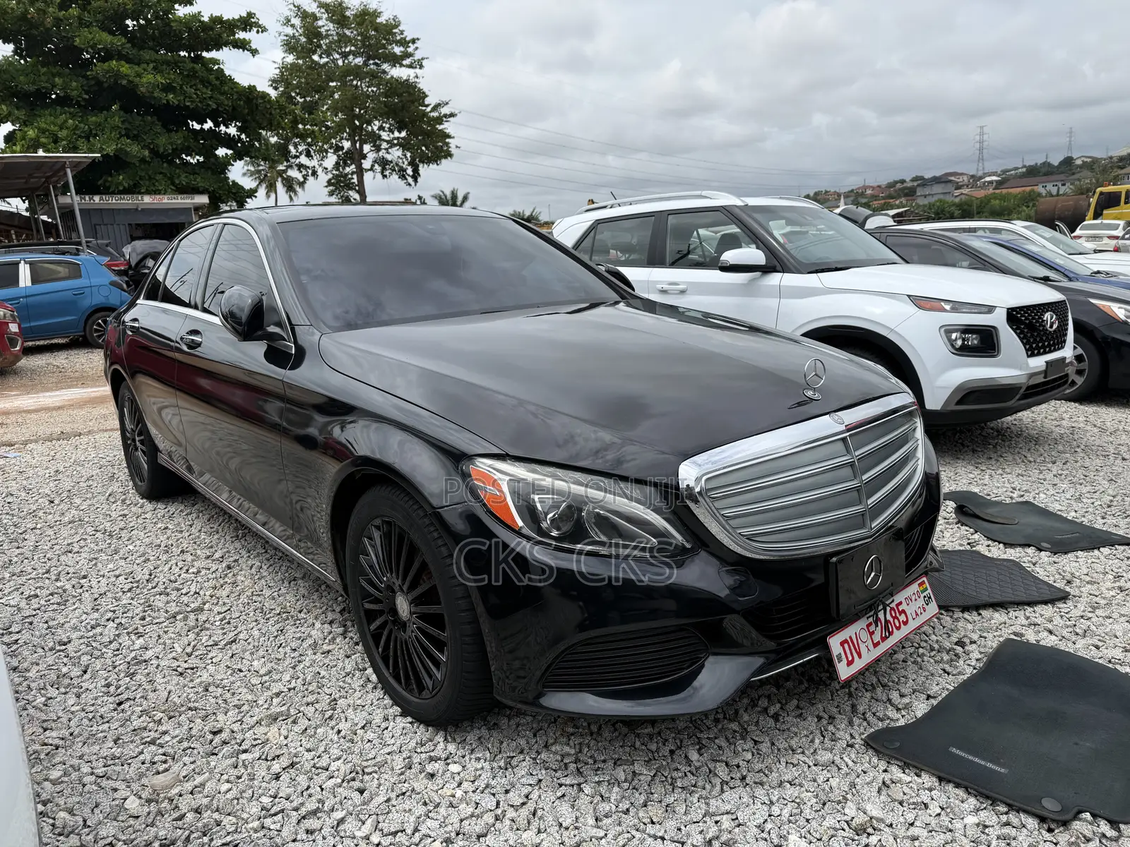 Mercedes-Benz C300 2016 Black