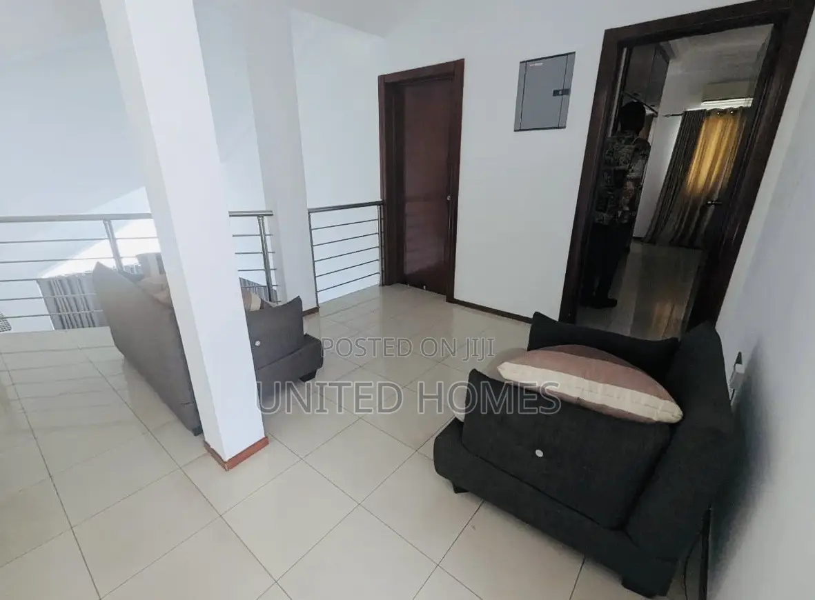 5bdrm House in East Legon for rent
