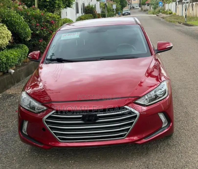 Hyundai Elantra SE Sedan FWD (2.0L 4cyl 6M) 2017 Beige