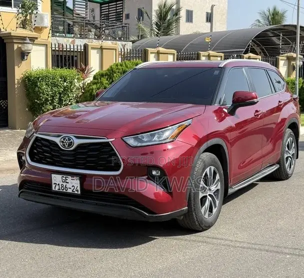 Toyota Highlander XLE AWD 2023
