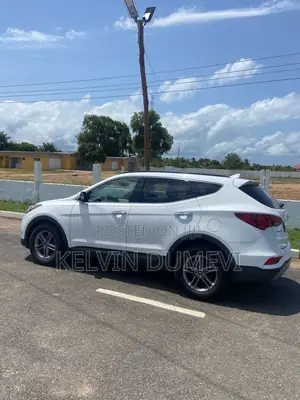 Hyundai Santa Fe Limited AWD 2017 White