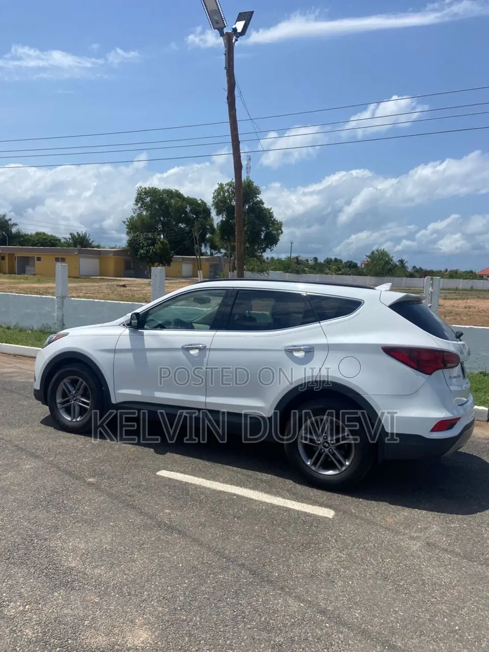 Hyundai Santa Fe Limited AWD 2017 White