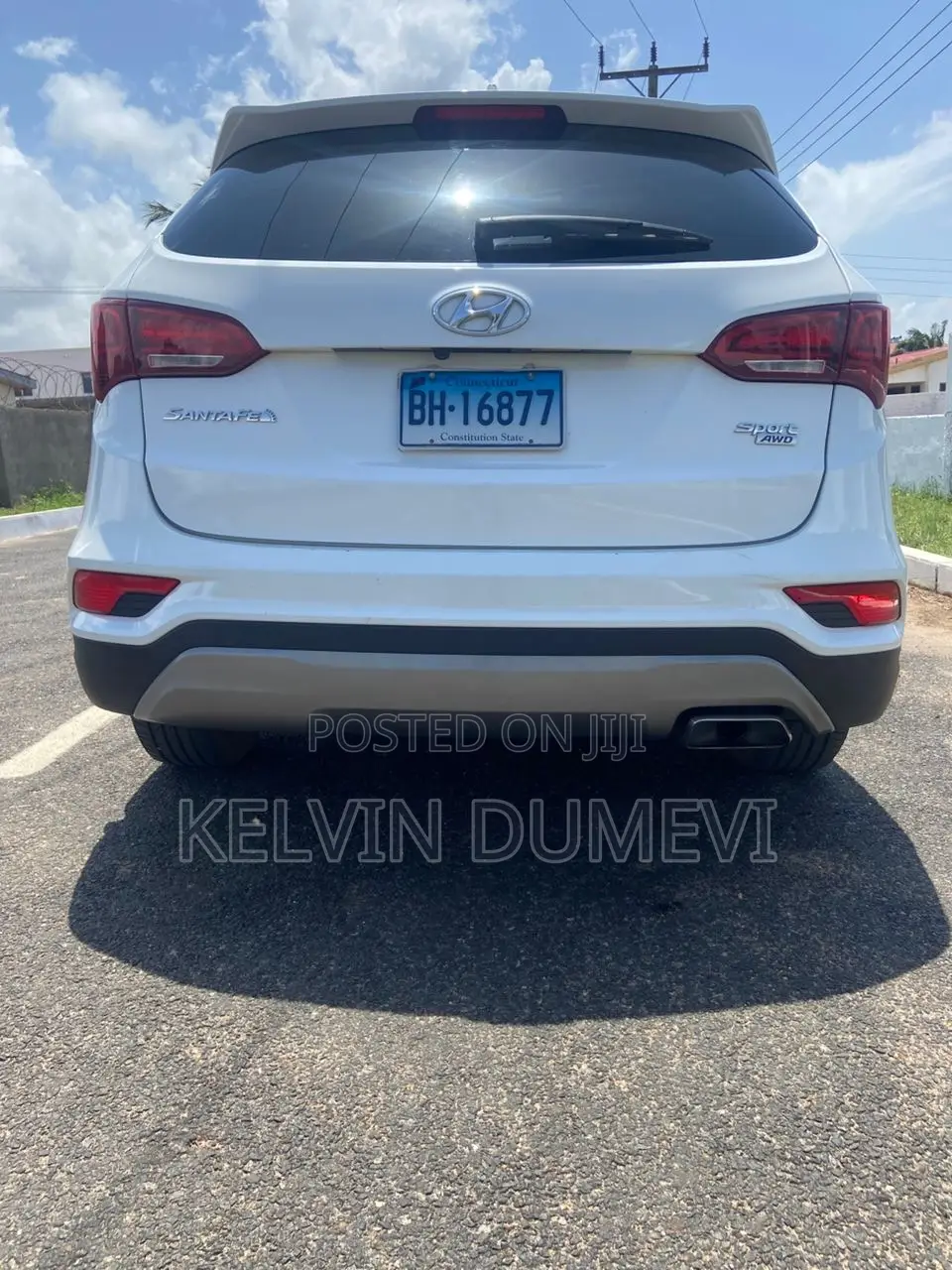 Hyundai Santa Fe Limited AWD 2017 White