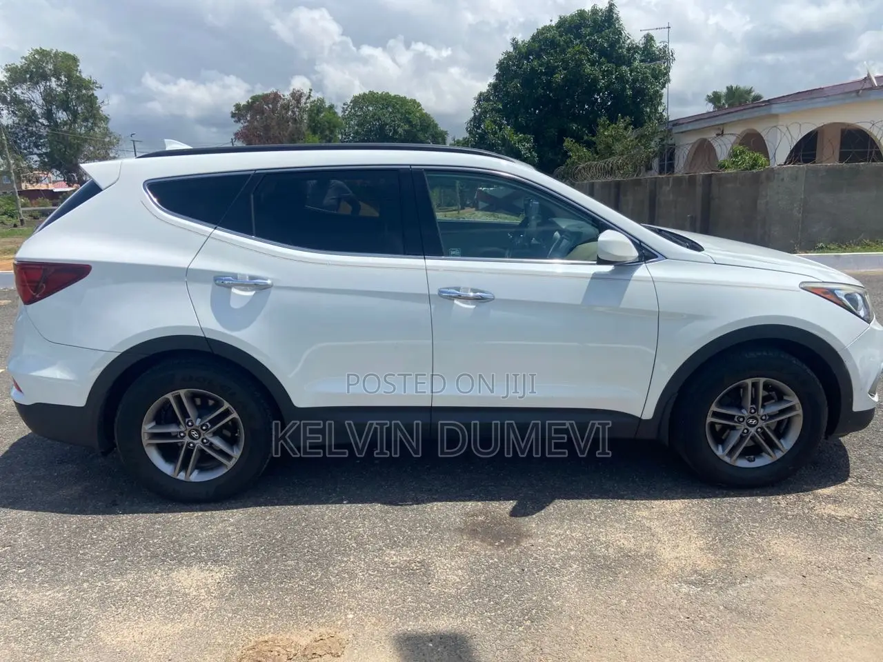 Hyundai Santa Fe Limited AWD 2017 White