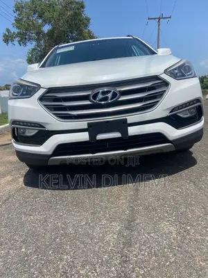 Hyundai Santa Fe Limited AWD 2017 White