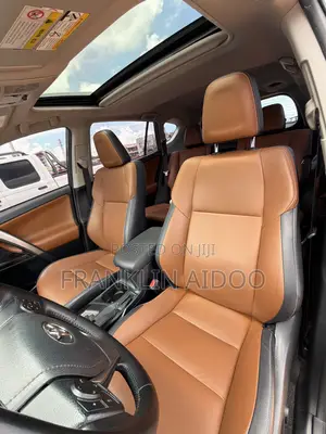 Toyota RAV4 Limited 4dr SUV AWD (2.5L 4cyl 6A) 2018 Gray