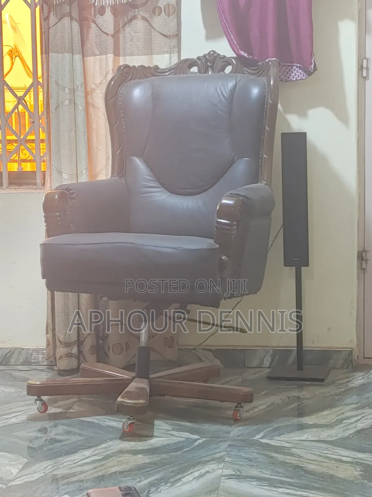 Executive Swivel Chair