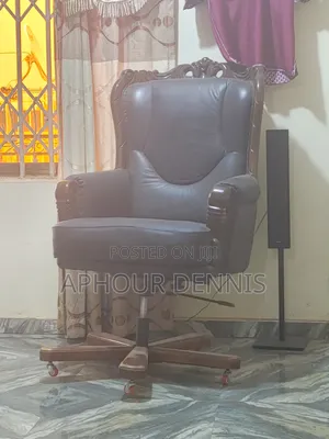 Executive Swivel Chair