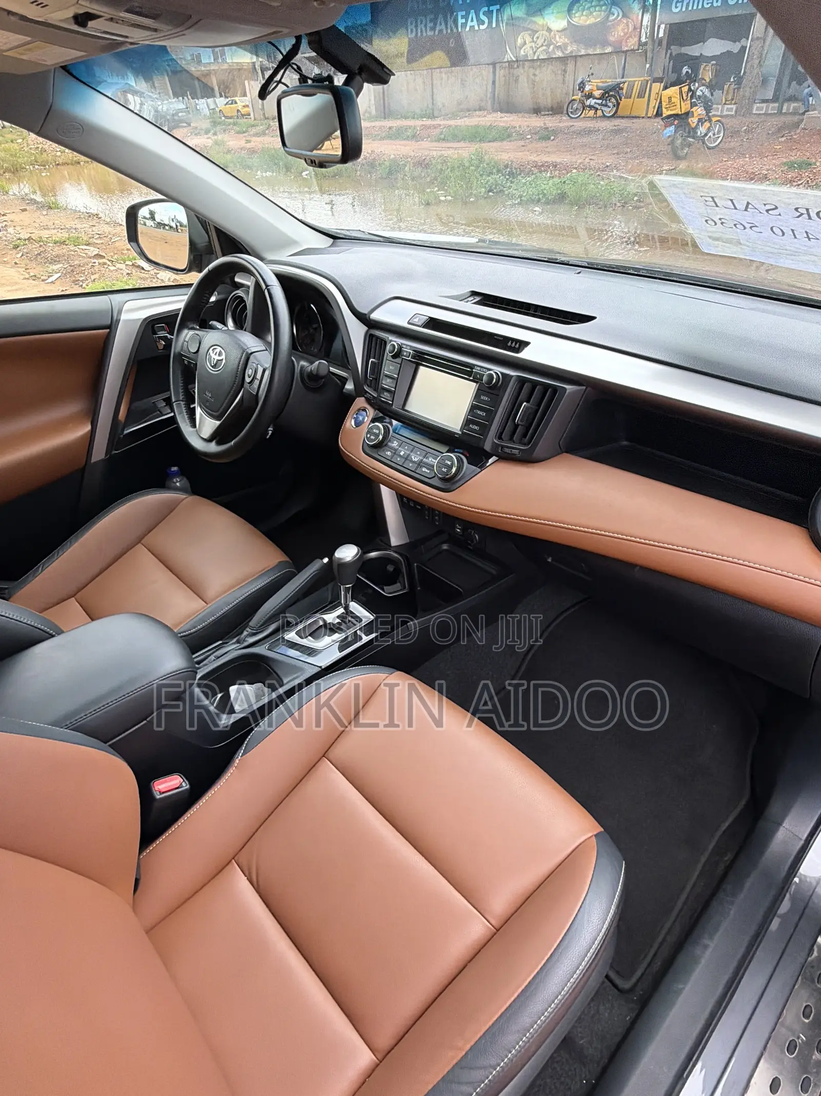 Toyota RAV4 Limited 4dr SUV AWD (2.5L 4cyl 6A) 2018 Gray
