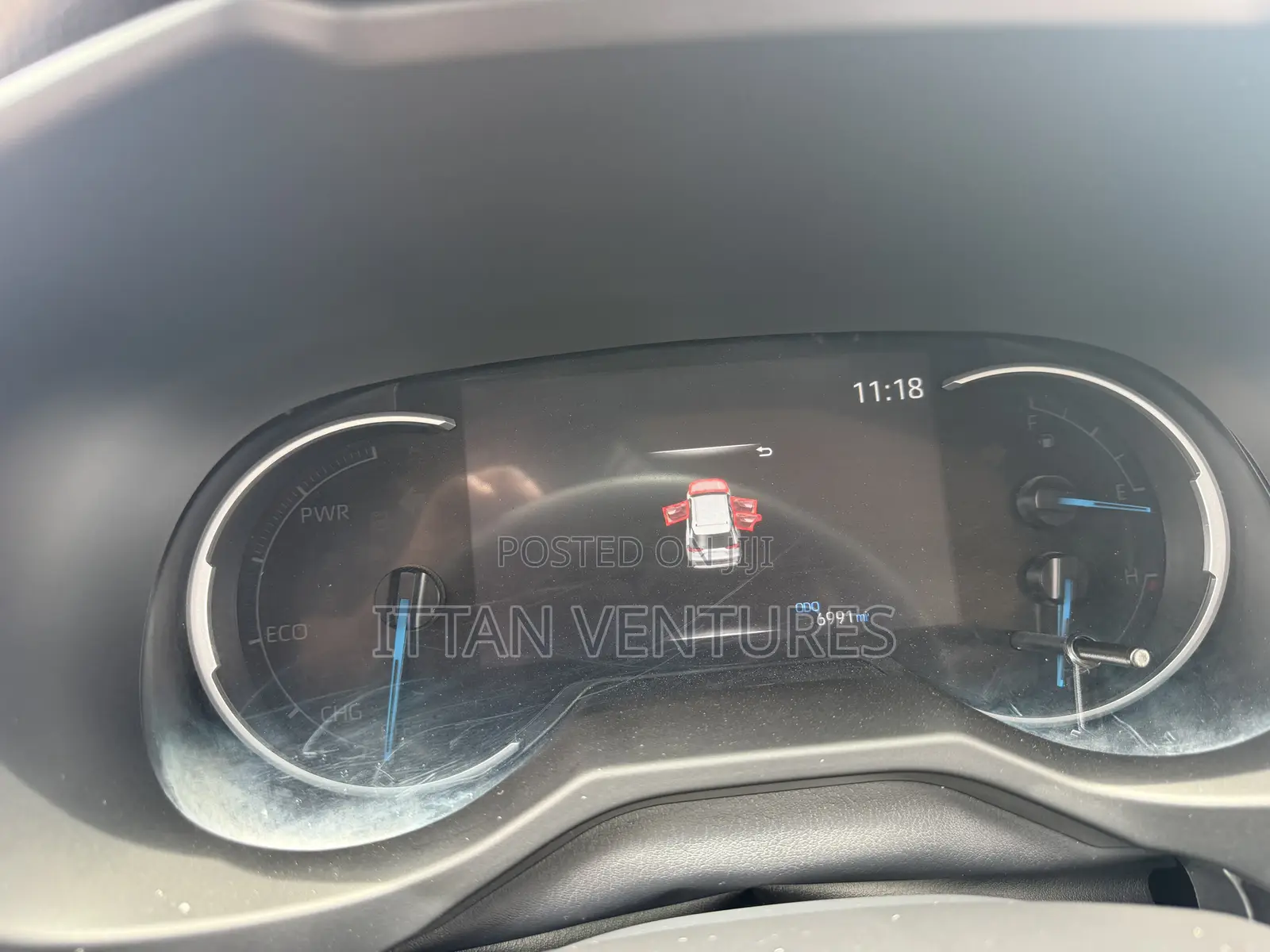 Toyota RAV4 XLE 2025 Blue