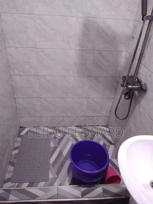 Mini Flat in Community 22, Tema Metropolitan for rent