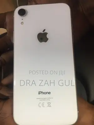 Apple iPhone XR 64 GB White