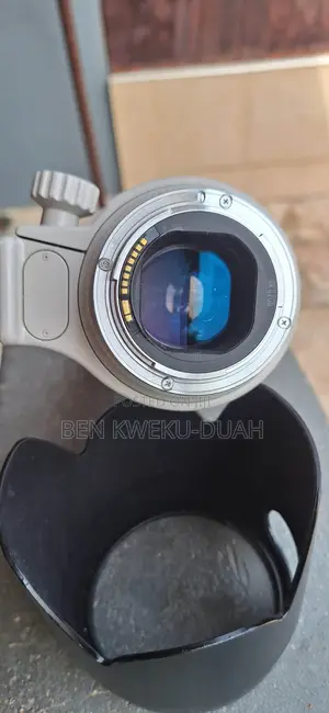 Canon Lense