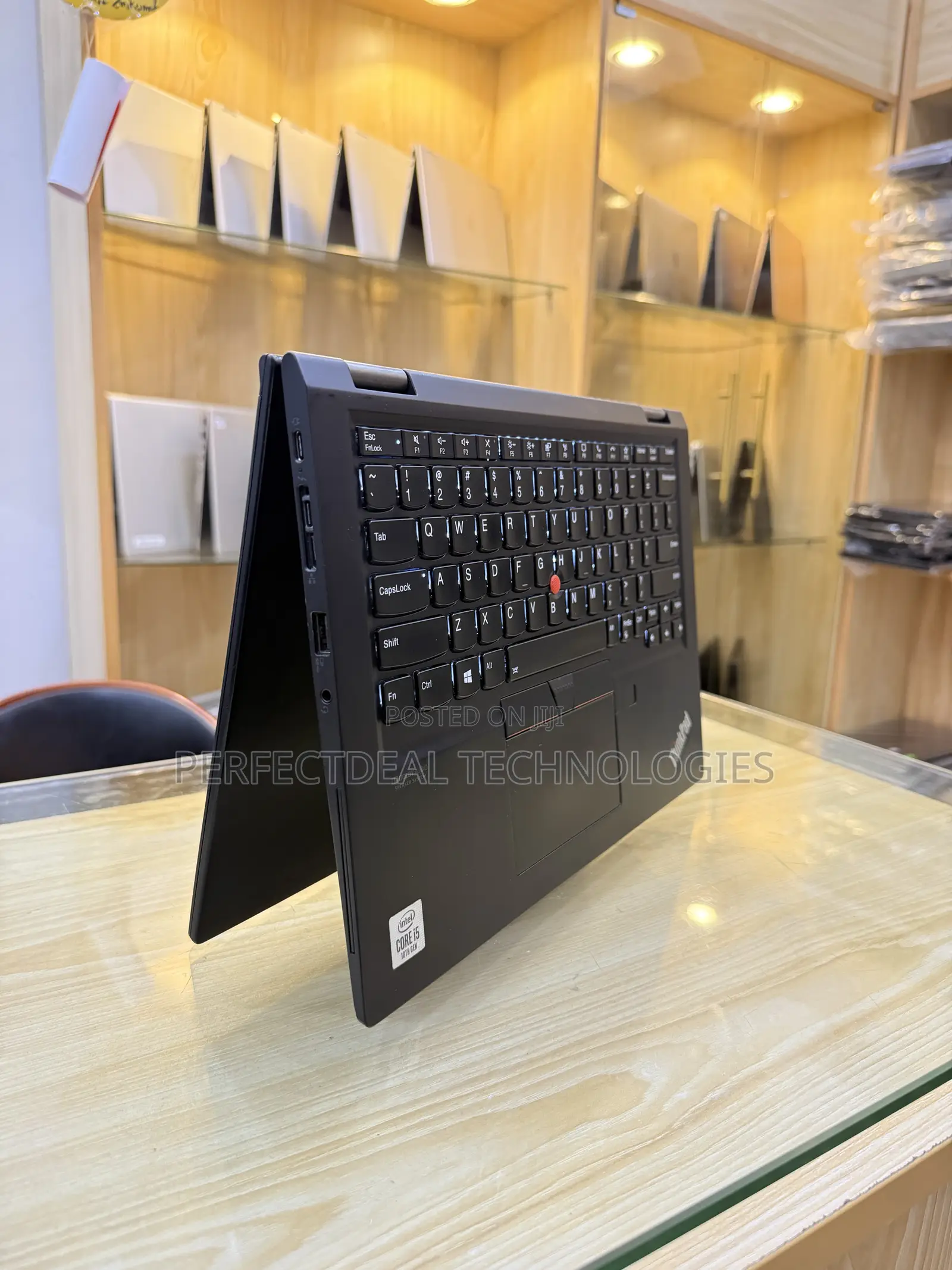 New Laptop Lenovo ThinkPad x13 Yoga 8GB Intel Core i5 SSD 256GB