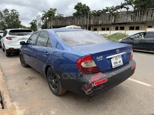 Toyota Camry 2006 Blue