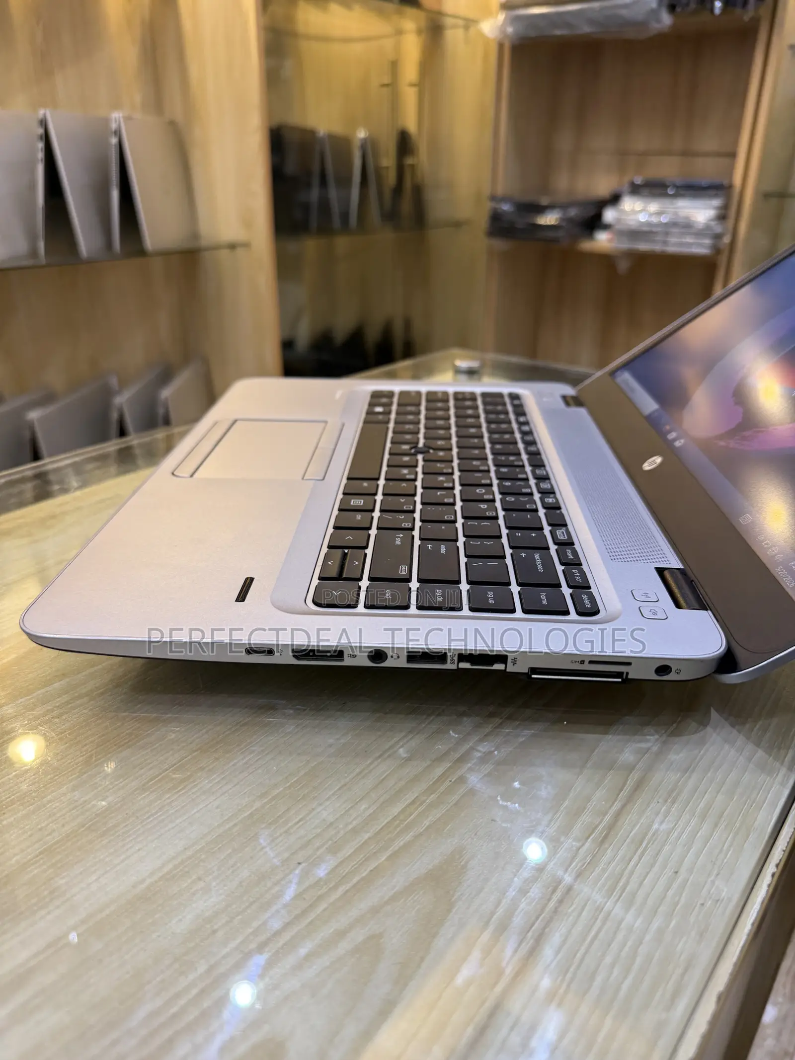 New Laptop HP EliteBook 745 G4 8GB AMD A10 SSD 256GB