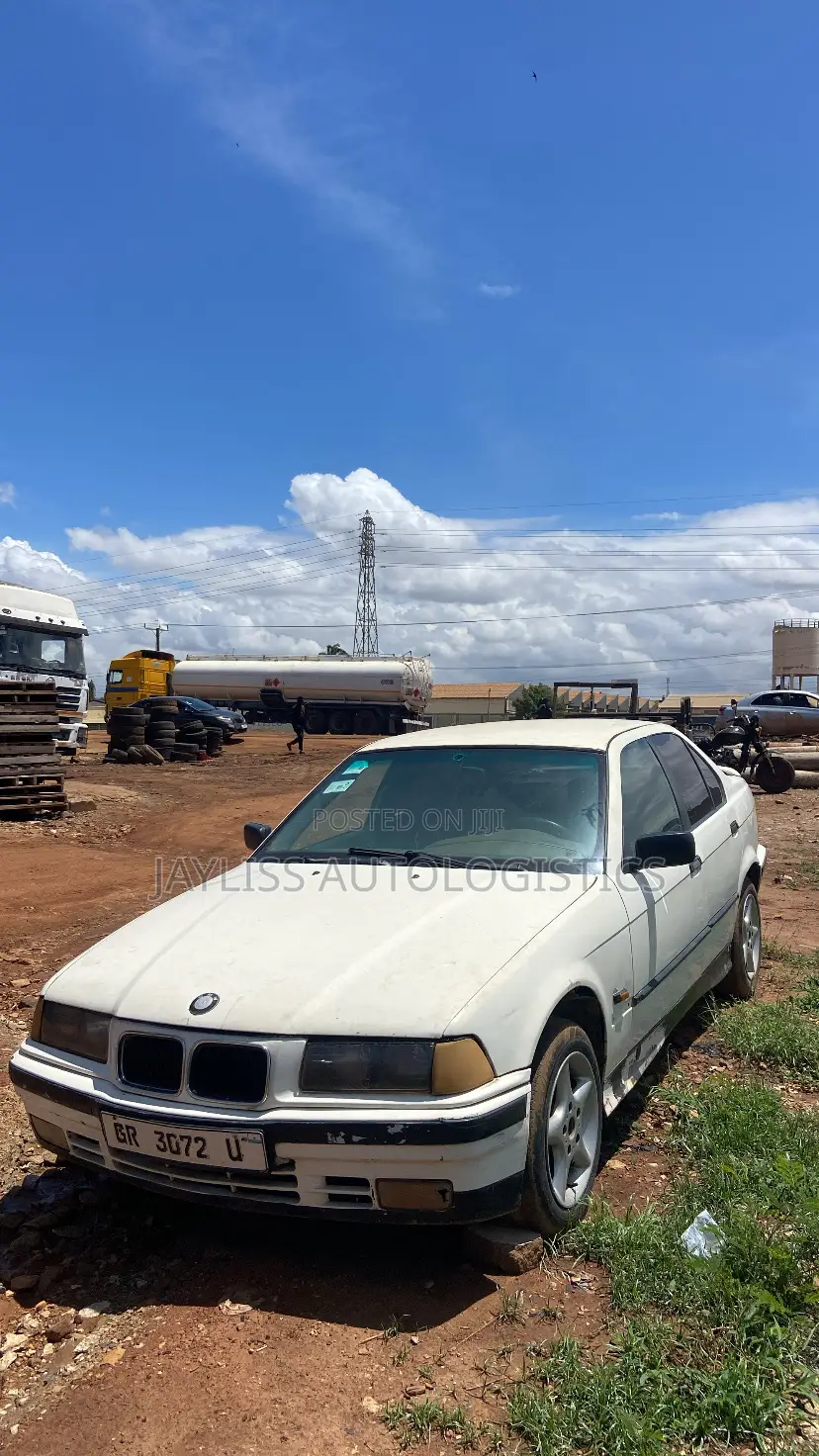 BMW 3 Series 1999 White