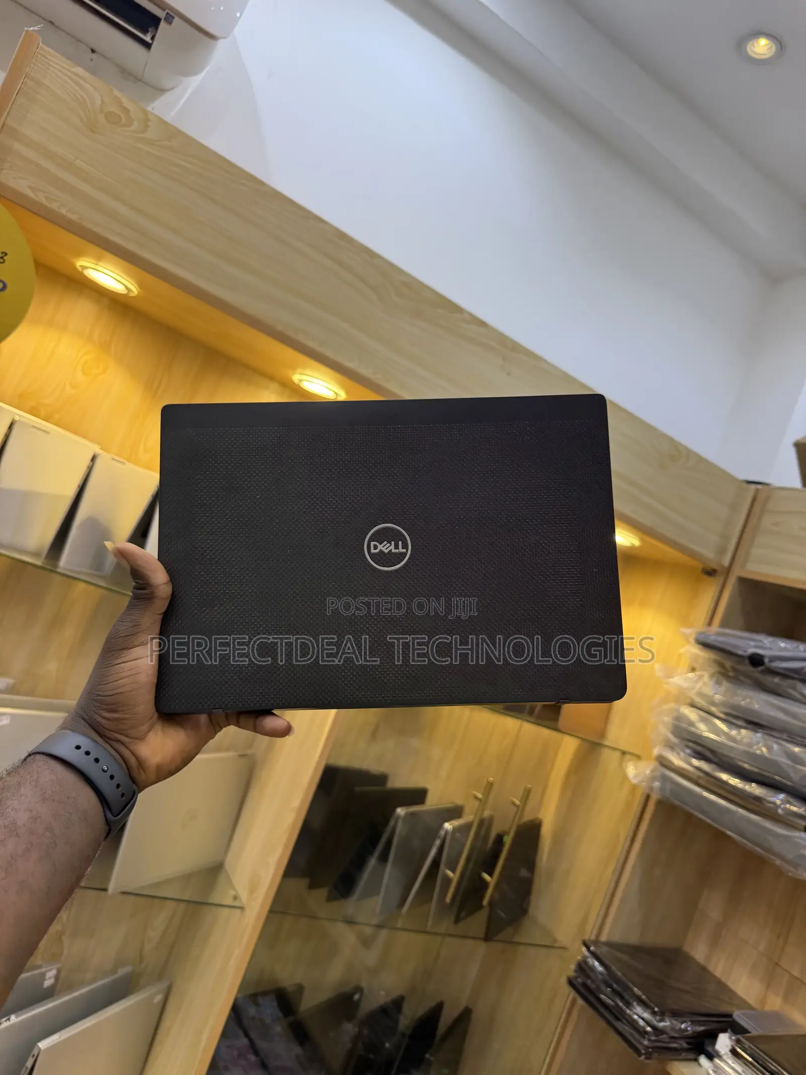 New Laptop Dell Latitude 7300 8GB Intel Core i5 SSD 256GB