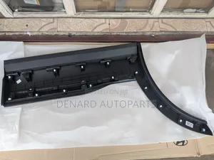 Hyundai Santa Fe 2019-2023 Back Fender Trim
