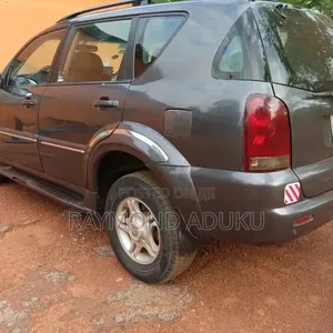 SsangYong Rexton 270 XDi Automatic 2007 Gray