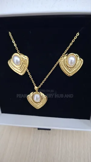 Lady's Jewellery Set