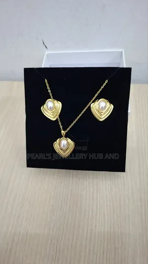 Lady's Jewellery Set