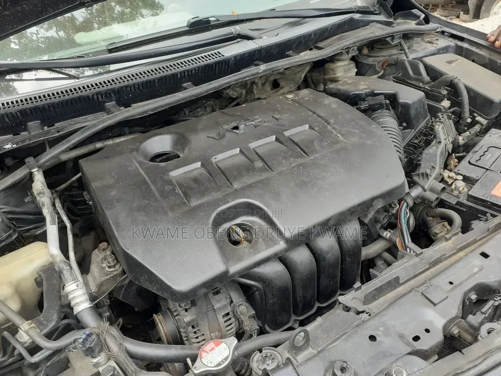 Toyota Corolla 2010 Gray