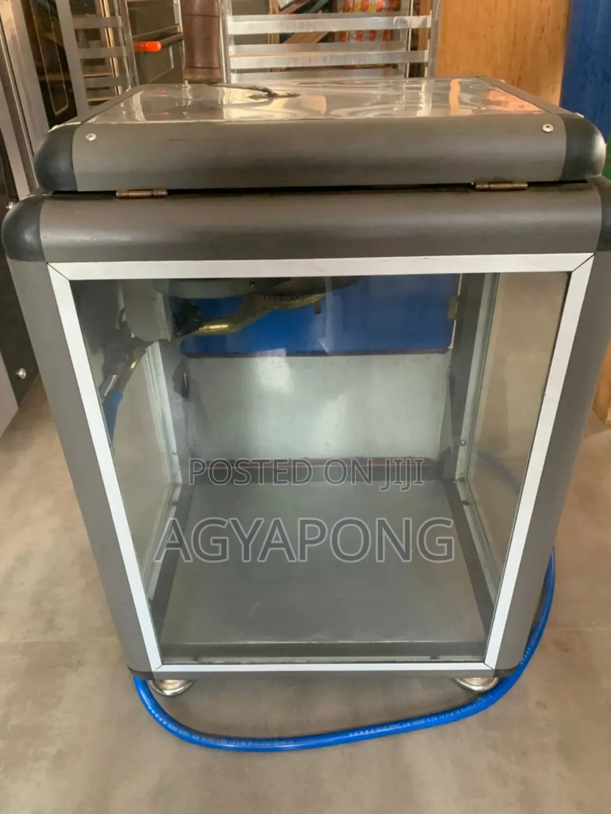 Pop Corn Machine