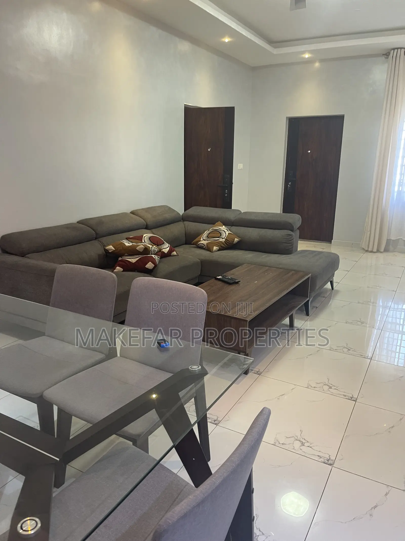 Furnished 2bdrm Apartment in School Junction for rent
