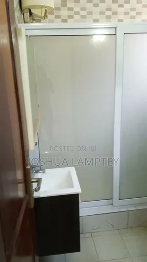 2bdrm Apartment in Labone Estate, Coffee Shop Area for rent