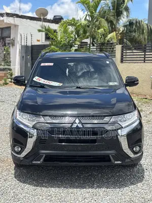Mitsubishi Outlander 2015 Black