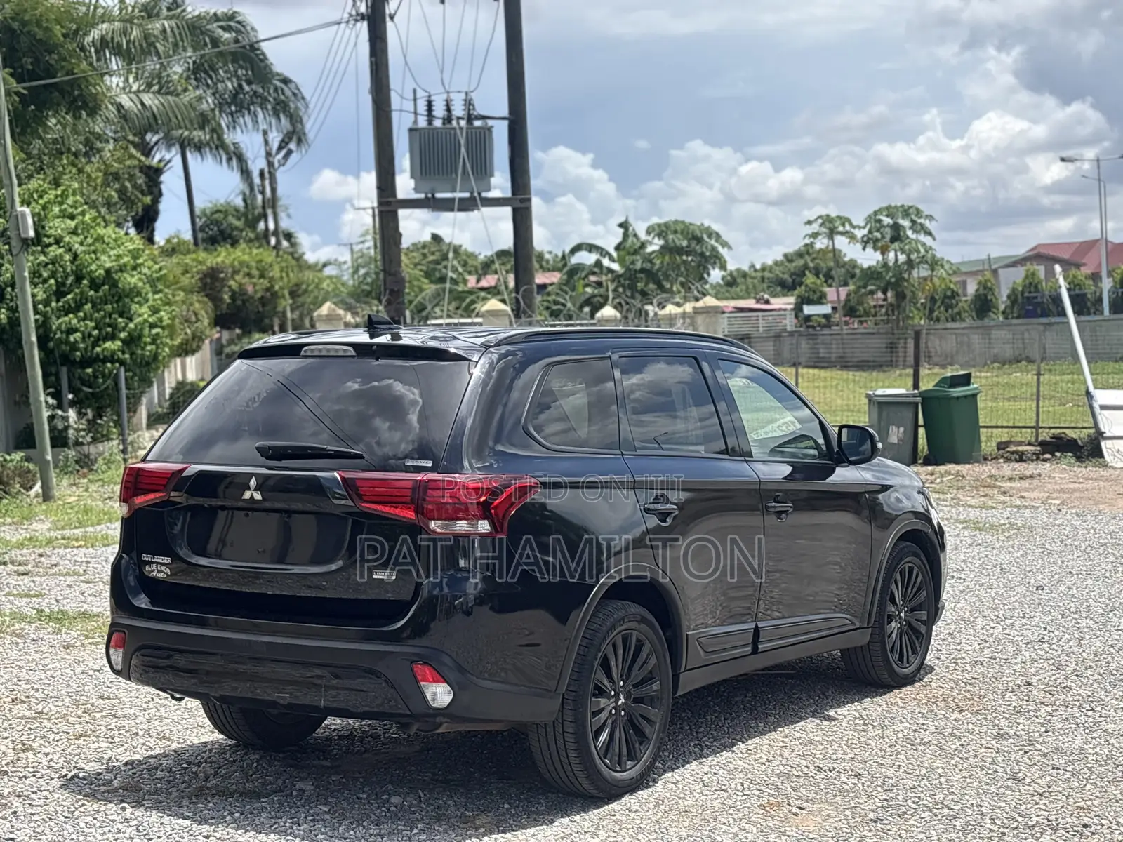 Mitsubishi Outlander 2015 Black