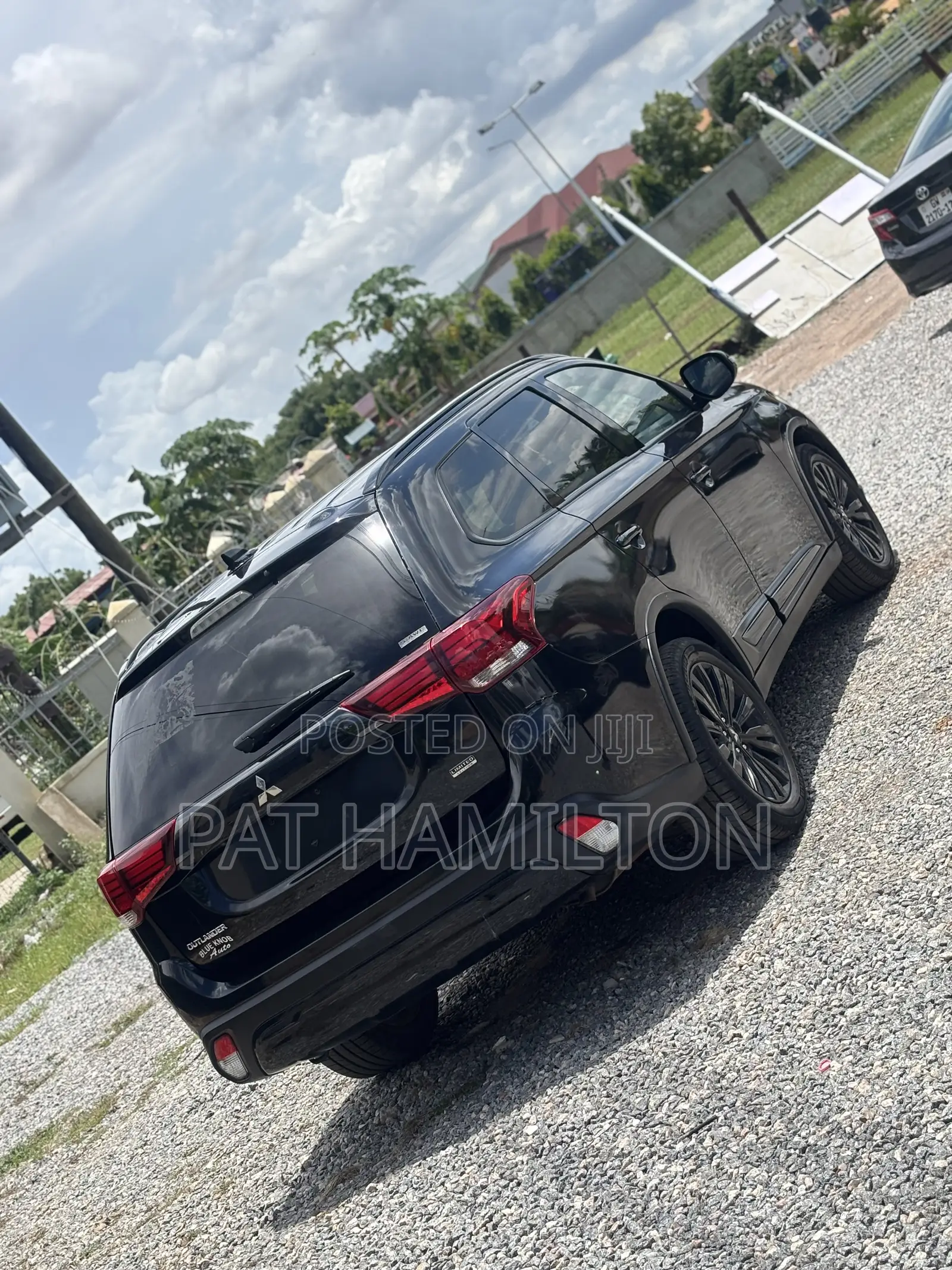 Mitsubishi Outlander 2015 Black