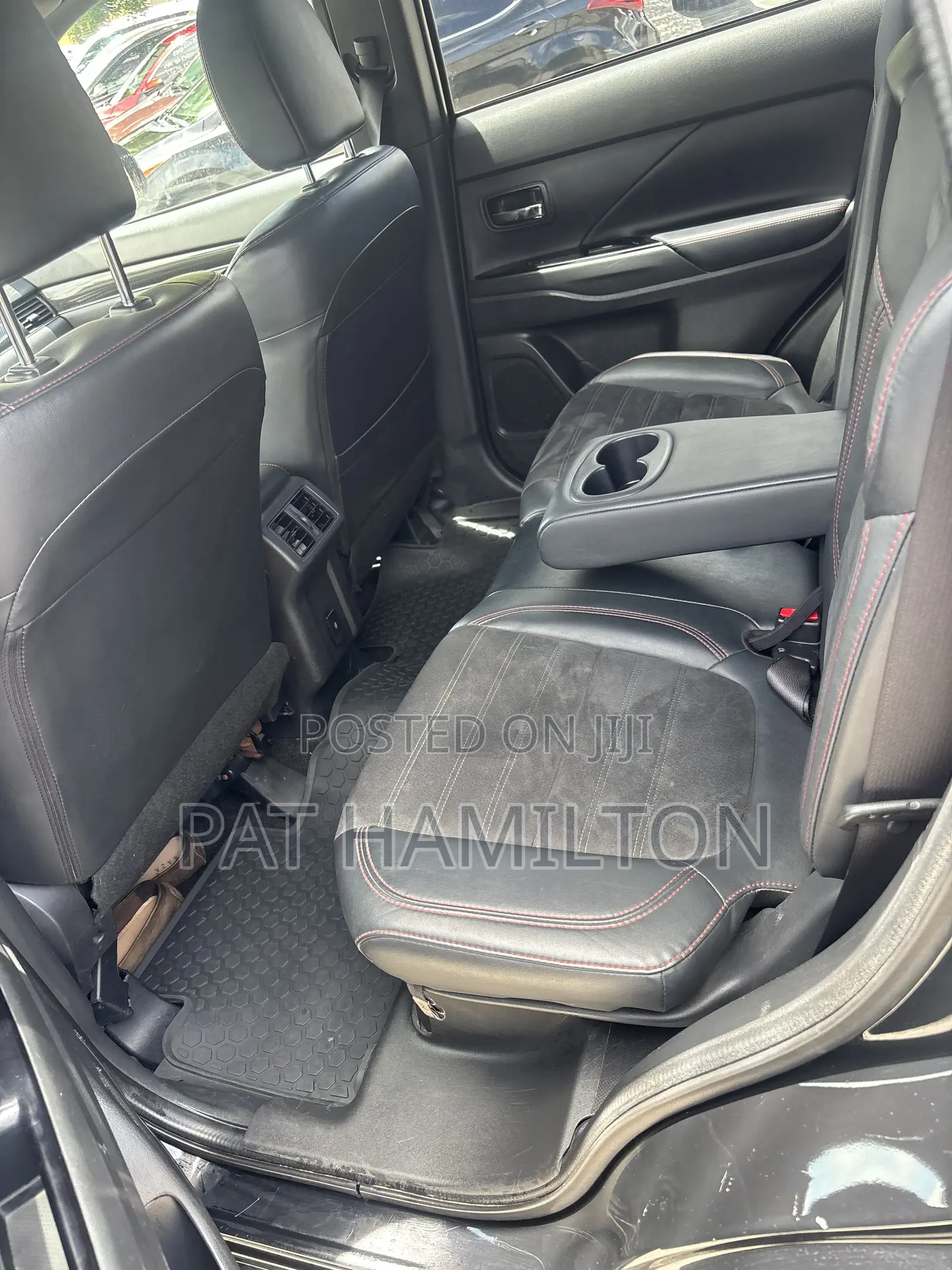 Mitsubishi Outlander 2015 Black