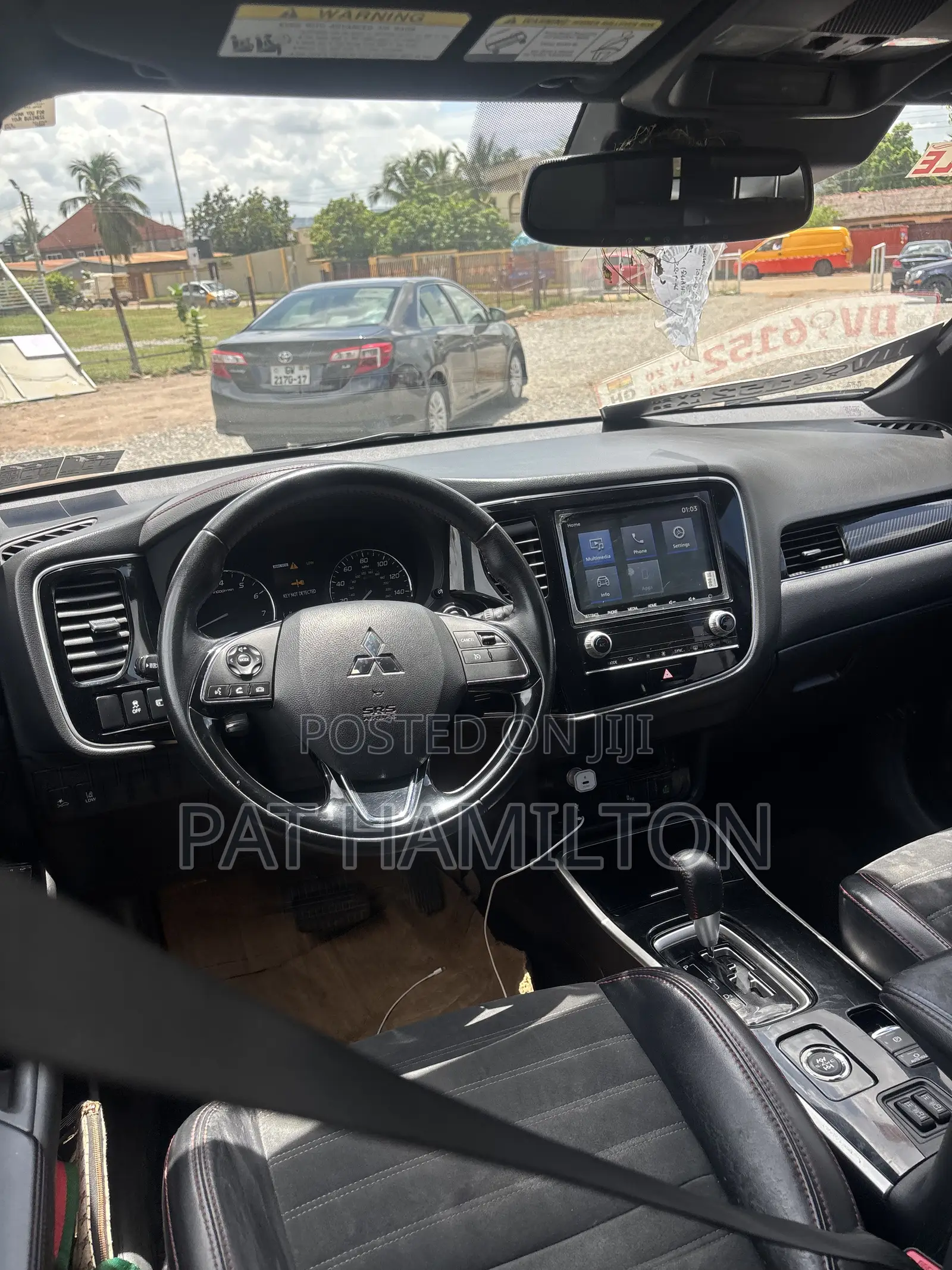 Mitsubishi Outlander 2015 Black