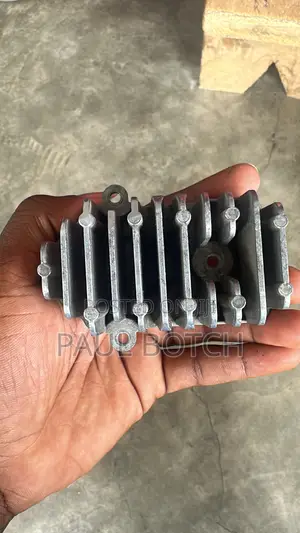 Mercedes-Benz C-300 Headlight Charger