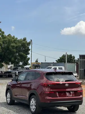 Hyundai Tucson SE AWD 2019 Red