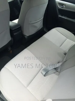 Toyota Corolla LE 4dr Sedan (1.8L 4cyl CVT) 2015 Black
