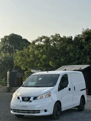 Nissan NV200 SV 2019 White