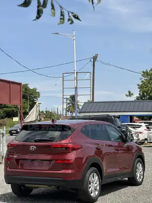 Hyundai Tucson SE AWD 2019 Red
