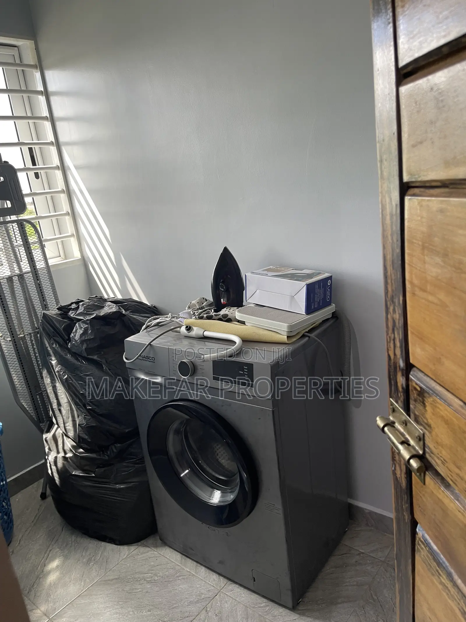 Furnished 2bdrm Apartment in School Junction for rent