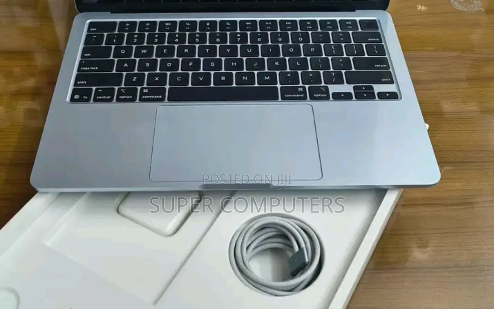 New Laptop Apple MacBook Pro M1 16GB Apple M1 SSHD (Hybrid) 512GB