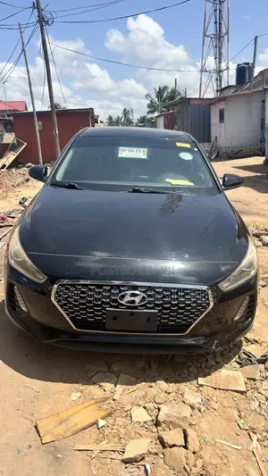 Hyundai Elantra 2019 Black